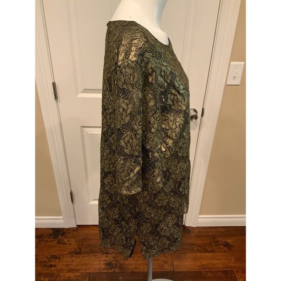 St. John Shimmering Gold & Blue Floral Lace Short Sleeve Top, Size XL - Picture 4 of 8